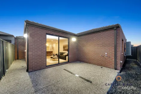 Property photo of 42 Mound Avenue Donnybrook VIC 3064