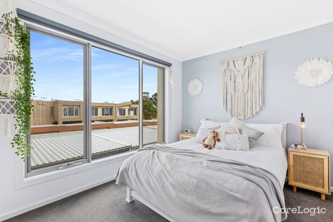 Property photo of 7 Nanea Path Cranbourne VIC 3977