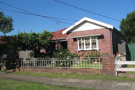 24 Fountain Ave, Croydon Park, NSW 2133