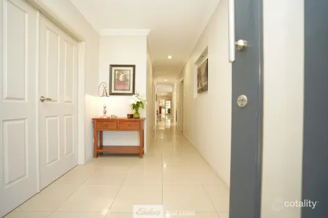 Property photo of 83 Hillam Drive Griffith NSW 2680
