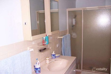 Property photo of 6 Balleroo Crescent Glenfield Park NSW 2650