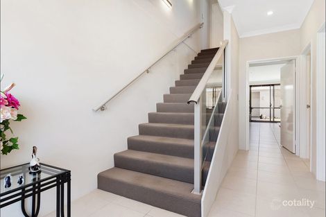 Property photo of 194 Boardwalk Boulevard Halls Head WA 6210