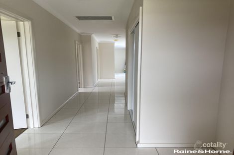 Property photo of 16 Banquet Drive Tarneit VIC 3029