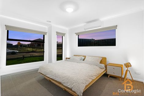 Property photo of 16 Elbrus Street Truganina VIC 3029