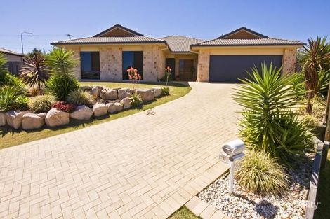6 Rene Ct, Cashmere, QLD 4500