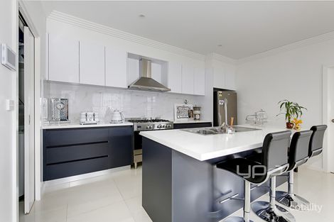 Property photo of 12 Kenora Way Mickleham VIC 3064