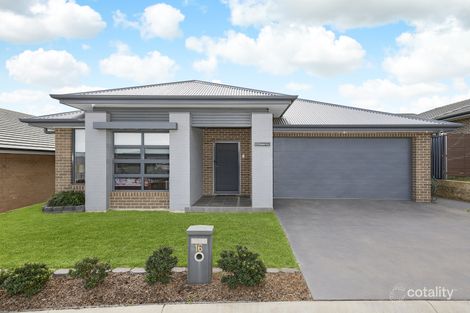 16 Buckingham Loop, Oran Park, NSW 2570