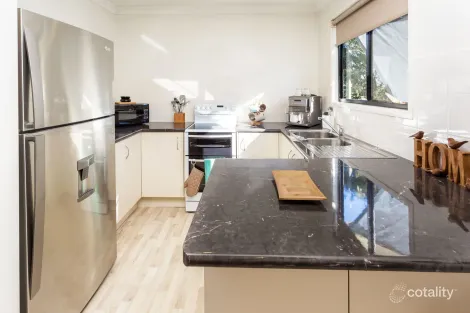 Property photo of 5 Simone Court Monkland QLD 4570