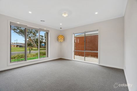 Property photo of 44 Oleary Way Maddingley VIC 3340