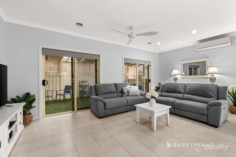 Property photo of 6 Ellendale Way South Morang VIC 3752