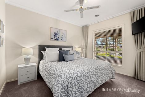 Property photo of 6 Ellendale Way South Morang VIC 3752