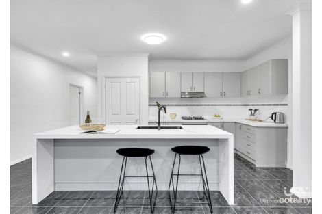 Property photo of 67 Golf View Drive Craigieburn VIC 3064