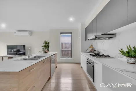 Property photo of 24 Hartwood Avenue Williams Landing VIC 3027