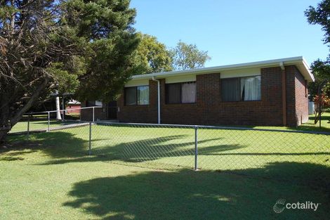 18 Leslie St, Woodford, QLD 4514