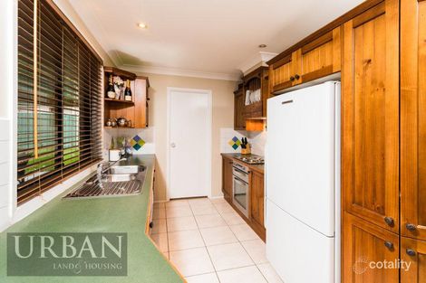 Property photo of 13 Aaron Place Plumpton NSW 2761