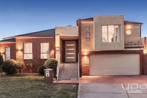 Property photo of 3 Strathallan Grove Craigieburn VIC 3064