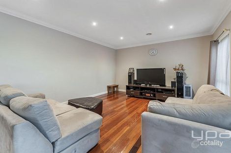 Property photo of 3 Strathallan Grove Craigieburn VIC 3064