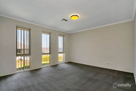 Property photo of 5 Hampshire Drive Craigmore SA 5114