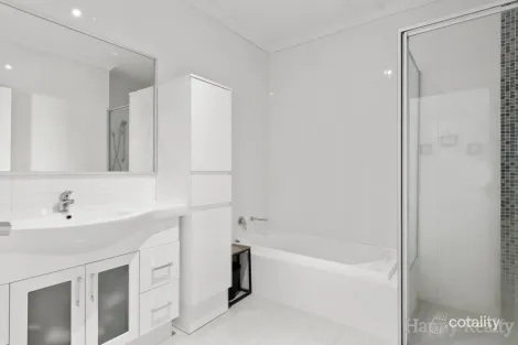Property photo of 3/2 Whitmore Loop Harrisdale WA 6112