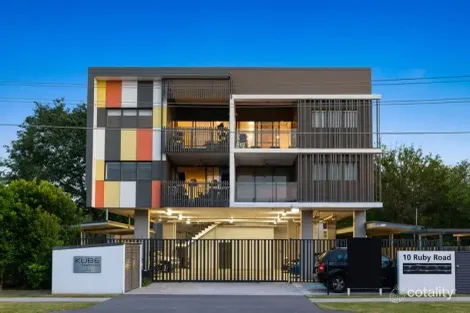 4/10 RUBY RD, MITCHELTON, QLD 4053