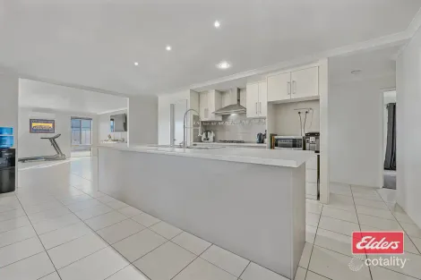 Property photo of 39 Reef Boulevard Drummond Cove WA 6532