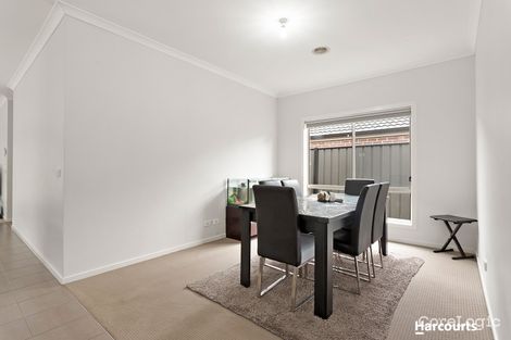 Property photo of 12 Brambuk Avenue Craigieburn VIC 3064