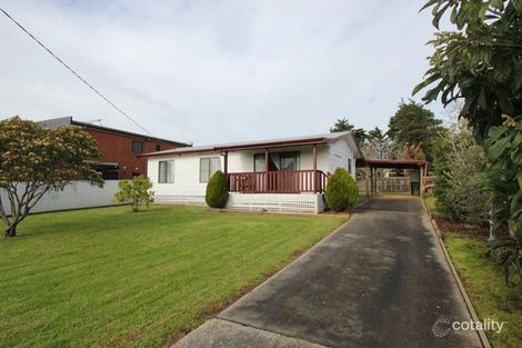 11 Lawrence Ave, Cowes, VIC 3922