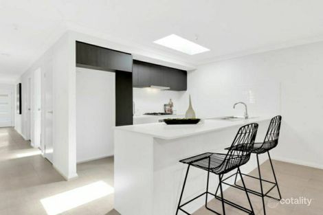 17b Livesy St, Oran Park, NSW 2570