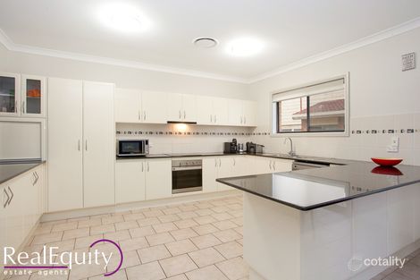 Property photo of 2 Howlett Close Chipping Norton NSW 2170