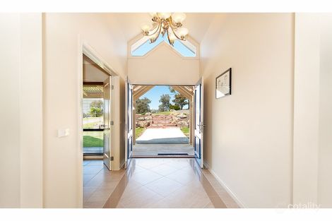 Property photo of 22 Abbott Drive Lavington NSW 2641