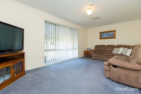 Property photo of 10 Canola Place Estella NSW 2650