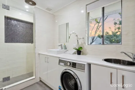 Property photo of 12 Celosia Way Riverton WA 6148