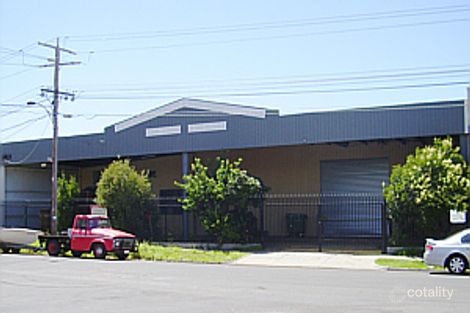 104-106 Slater Pde, Keilor East, VIC 3033