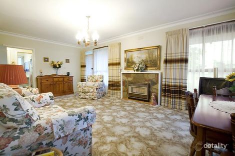 Property photo of 32 Jedda Street Bell Post Hill VIC 3215