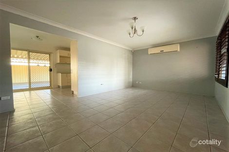 Property photo of 11 Cyclamen Place Macquarie Fields NSW 2564