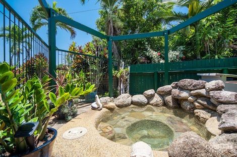 Property photo of 2/5 Julia Percy Close Bentley Park QLD 4869