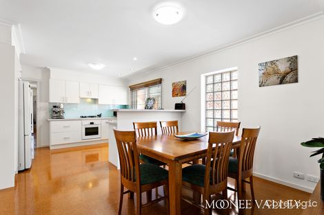 Property photo of 5 Thompson Street Avondale Heights VIC 3034