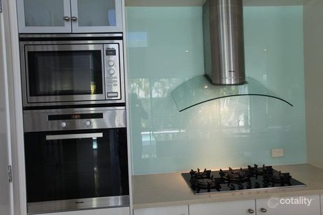 Property photo of 2123 Riverside Drive Hope Island QLD 4212