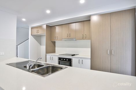 182 Lakeview Prom, Newport, QLD 4020