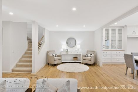Property photo of 53 Edgewood Crescent Cabarita NSW 2137