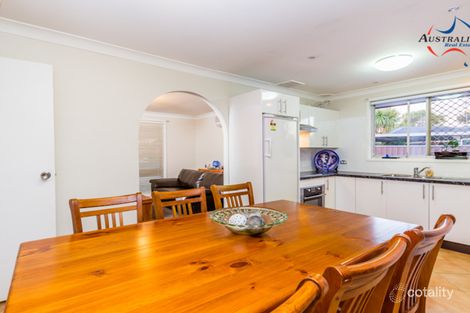 Property photo of 13 Lindridge Place Colyton NSW 2760