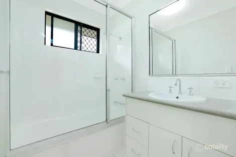 Property photo of 8 Timberlea Drive East Bentley Park QLD 4869