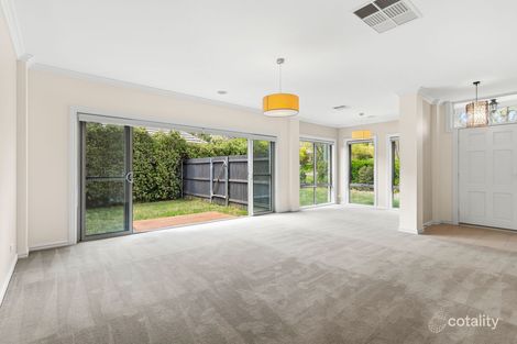 Property photo of 18 Barron Street Deakin ACT 2600