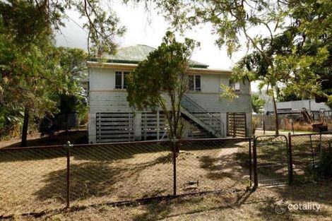 1 Fourth Ave, South Townsville, QLD 4810