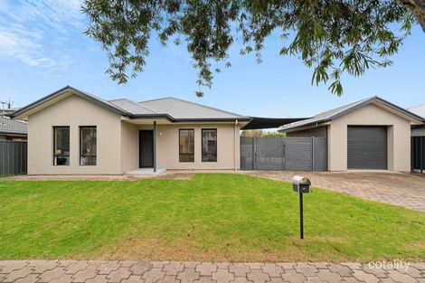 2a Moreshead St, Greenacres, SA 5086