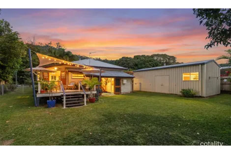 Property photo of 4 Wilunga Street Stratford QLD 4870