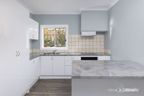 Property photo of 3 Pollard Street Wodonga VIC 3690