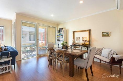 Property photo of 4/162 Stockmans Way Kensington VIC 3031