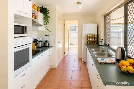 Property photo of 35 Teak Street Rothwell QLD 4022