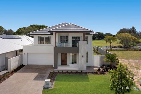 9224 Peter Senior Dr, Hope Island, QLD 4212